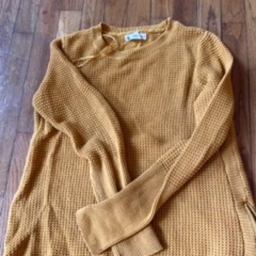Mustard Sweater- Medium- Zipper sides
